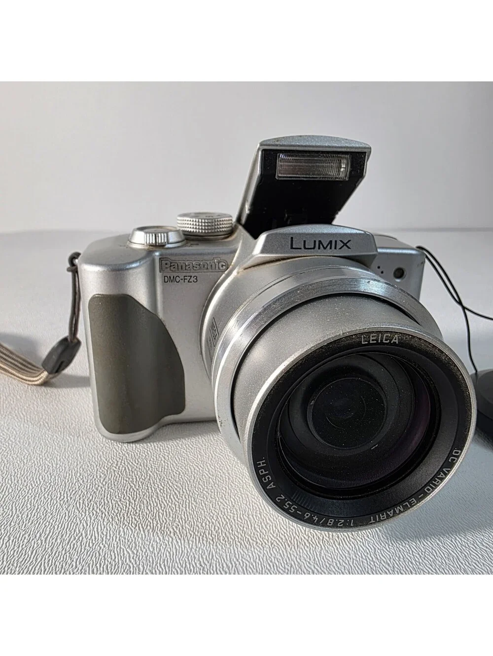 Panasonic LUMIX DMC-FZ3 3.0MP Digital Camera Silver Includes Battery